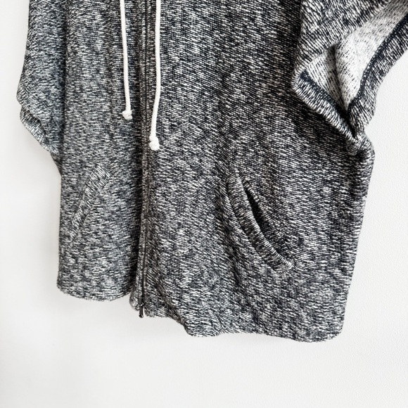 L’AGENCE • Marled Poncho Zip Up Hoodie Sweater - Picture 5 of 13